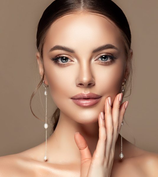 penetrating-look-beautiful-blue-eyes-makeup-cosmetics-manicure-close-up-portrait